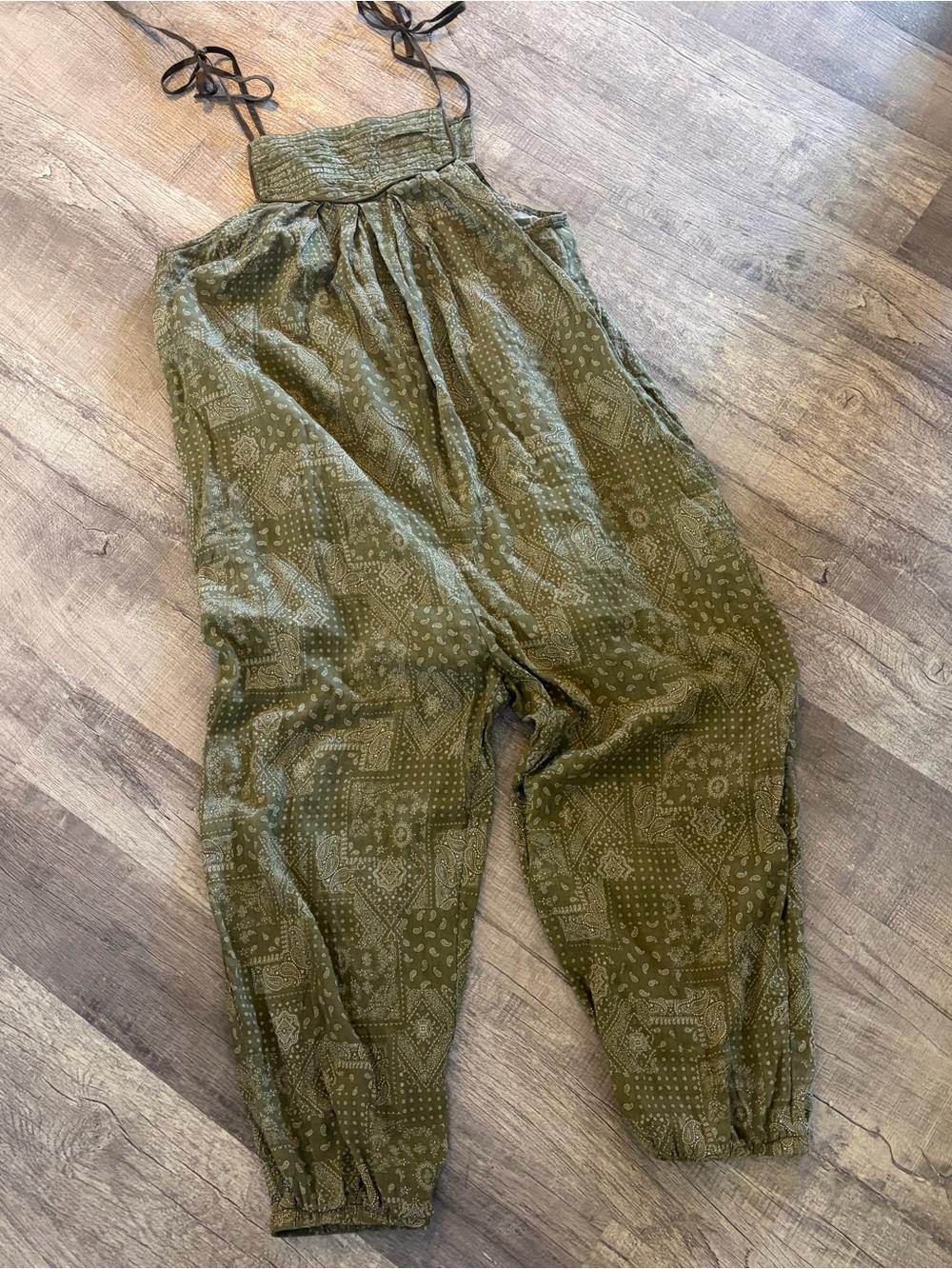 Olive Green Patterned Women’s Jumpsuit